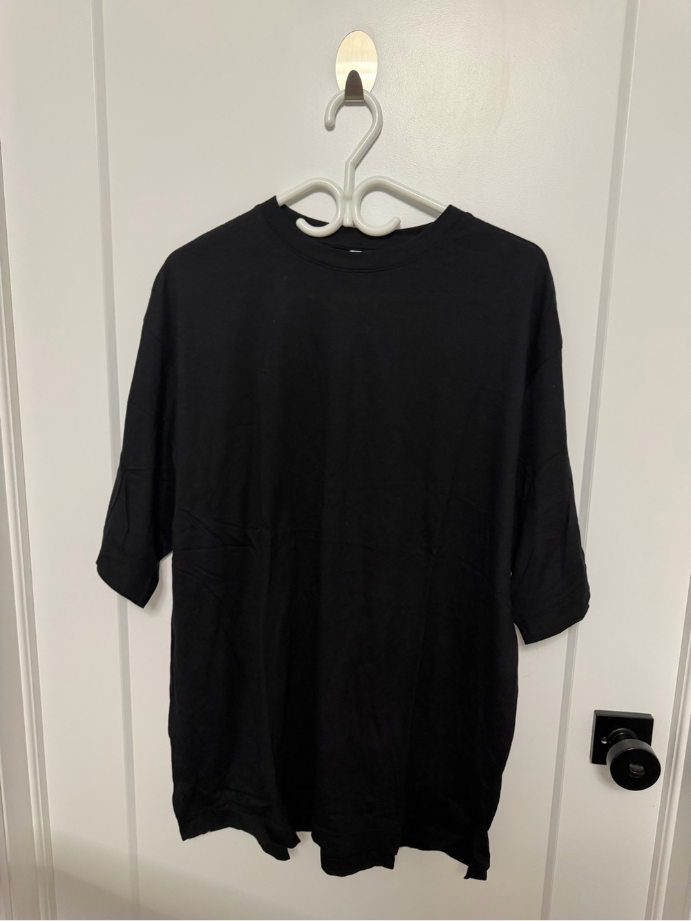 H&M Black Short Sleeve Crewneck Tee